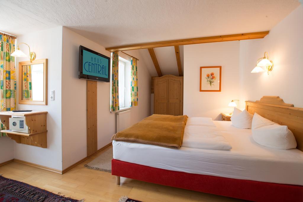 Apartmenthaus Brixen&Haus Central Brixen im Thale Chambre photo